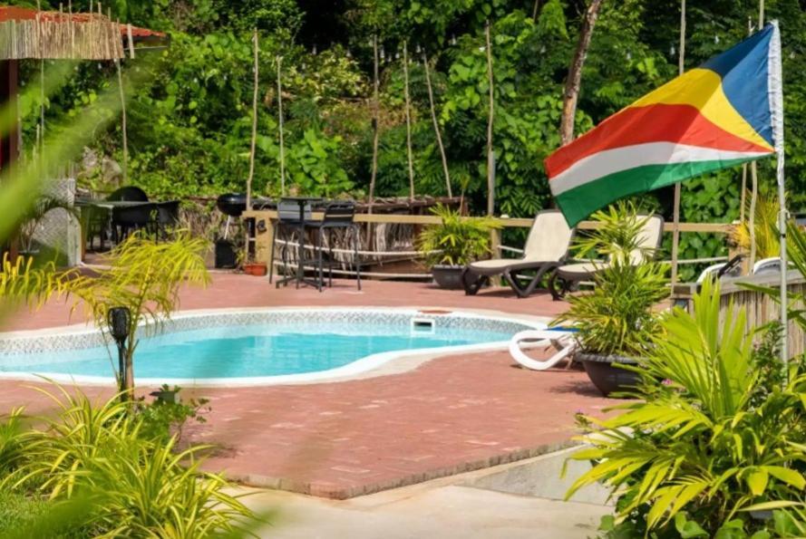 Anse Etoile Auguste Holiday Residence מראה חיצוני תמונה